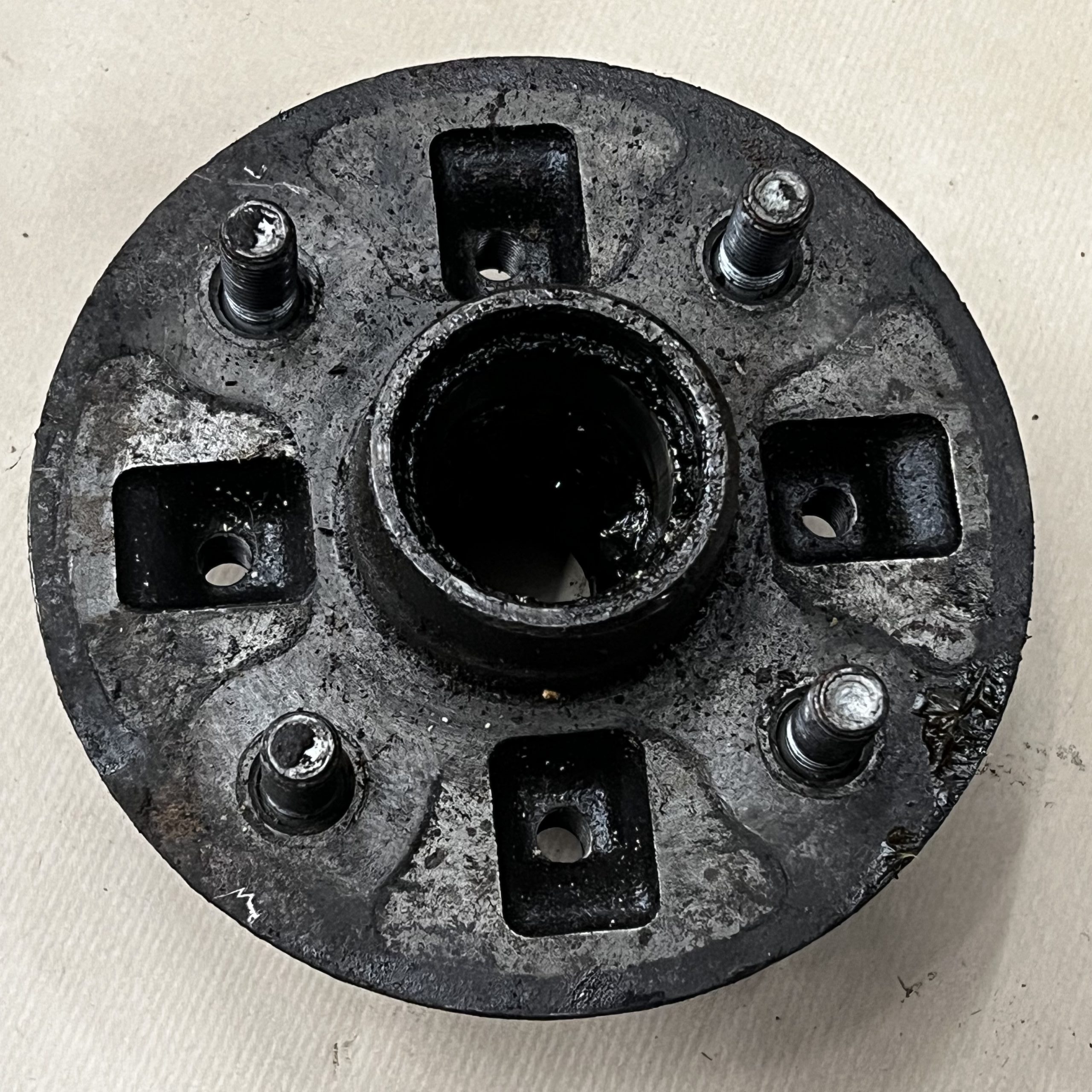 Lotus Excel Front Wheel Hub Left & Right- Used
